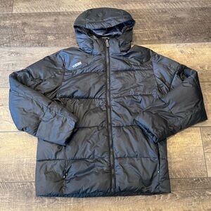 Weatherproof 32 Degree Performance Women’s WII32 Black Heavyweight Hooded Puffer